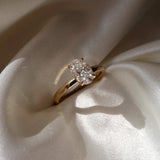2 Ct Oval Cut Moissanite Engagement Ring